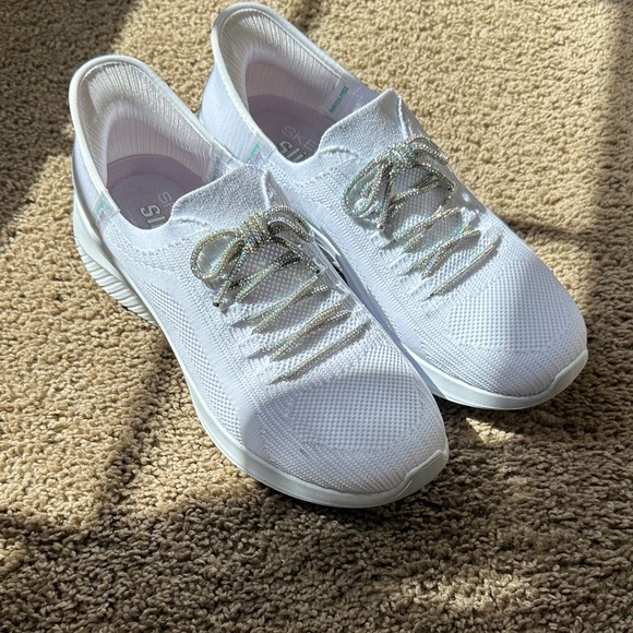 Skechers Slip Ons. Never worn. - Picture 3 of 5